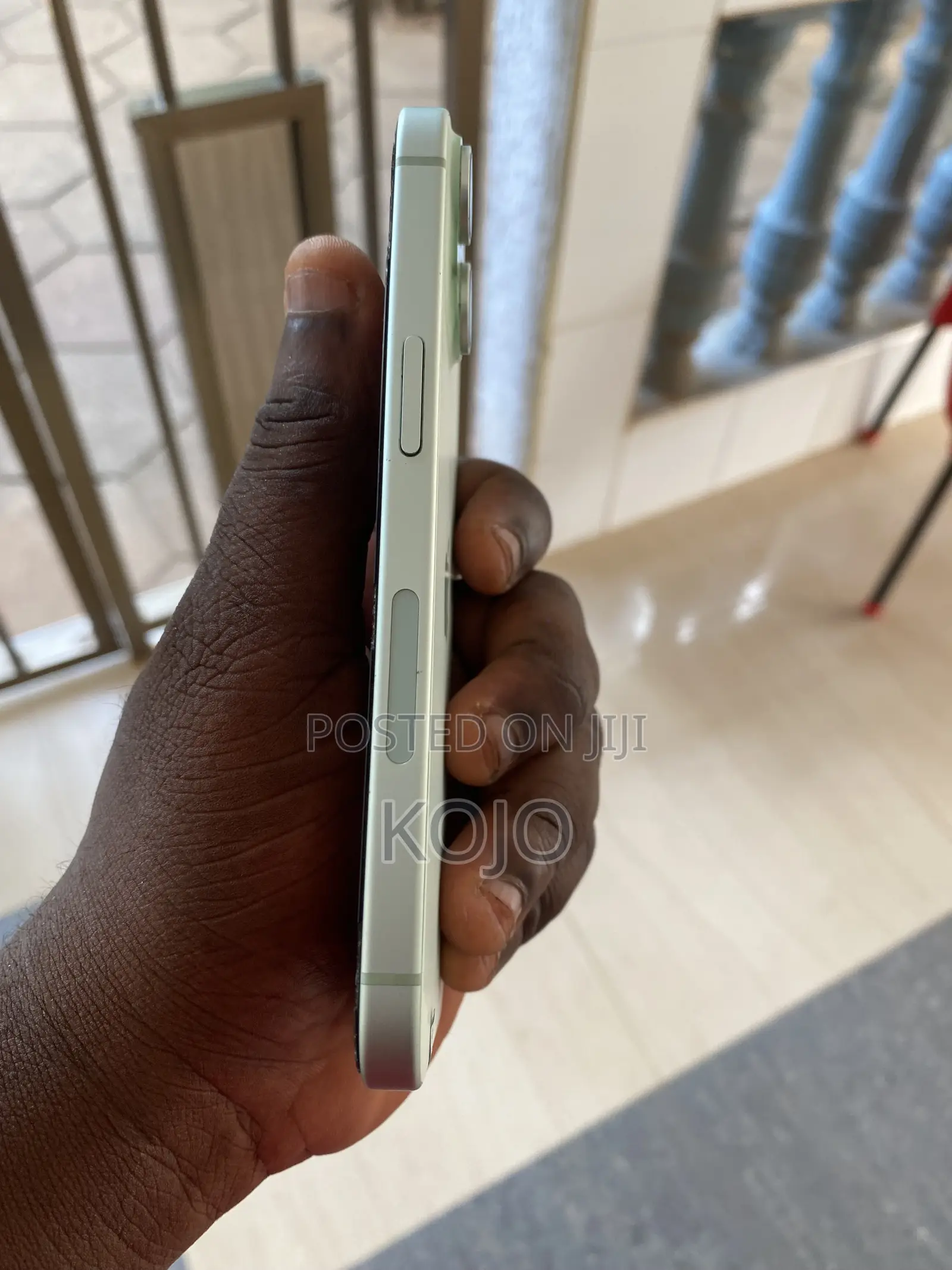 Apple iPhone 15 128 GB Green