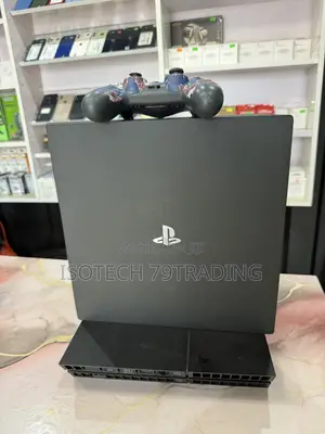 PS4 Pro Console