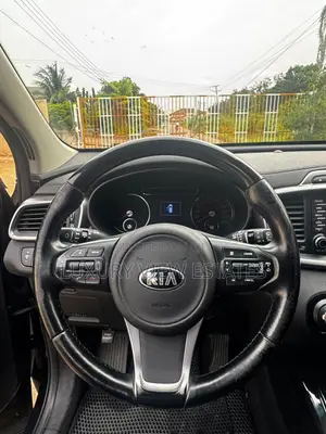Kia Sorento 4dr SUV 2016 Black