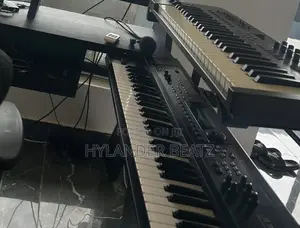 Roland Juno DI 49