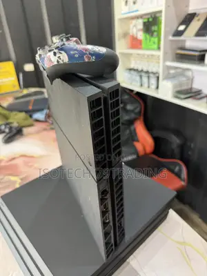 PS4 Standard