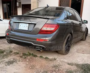 Mercedes-Benz C300 2013 Brown
