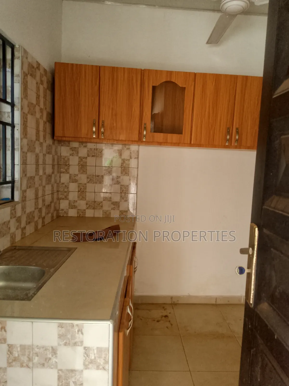 1bdrm Apartment in Adenta Housing, Commandos for rent