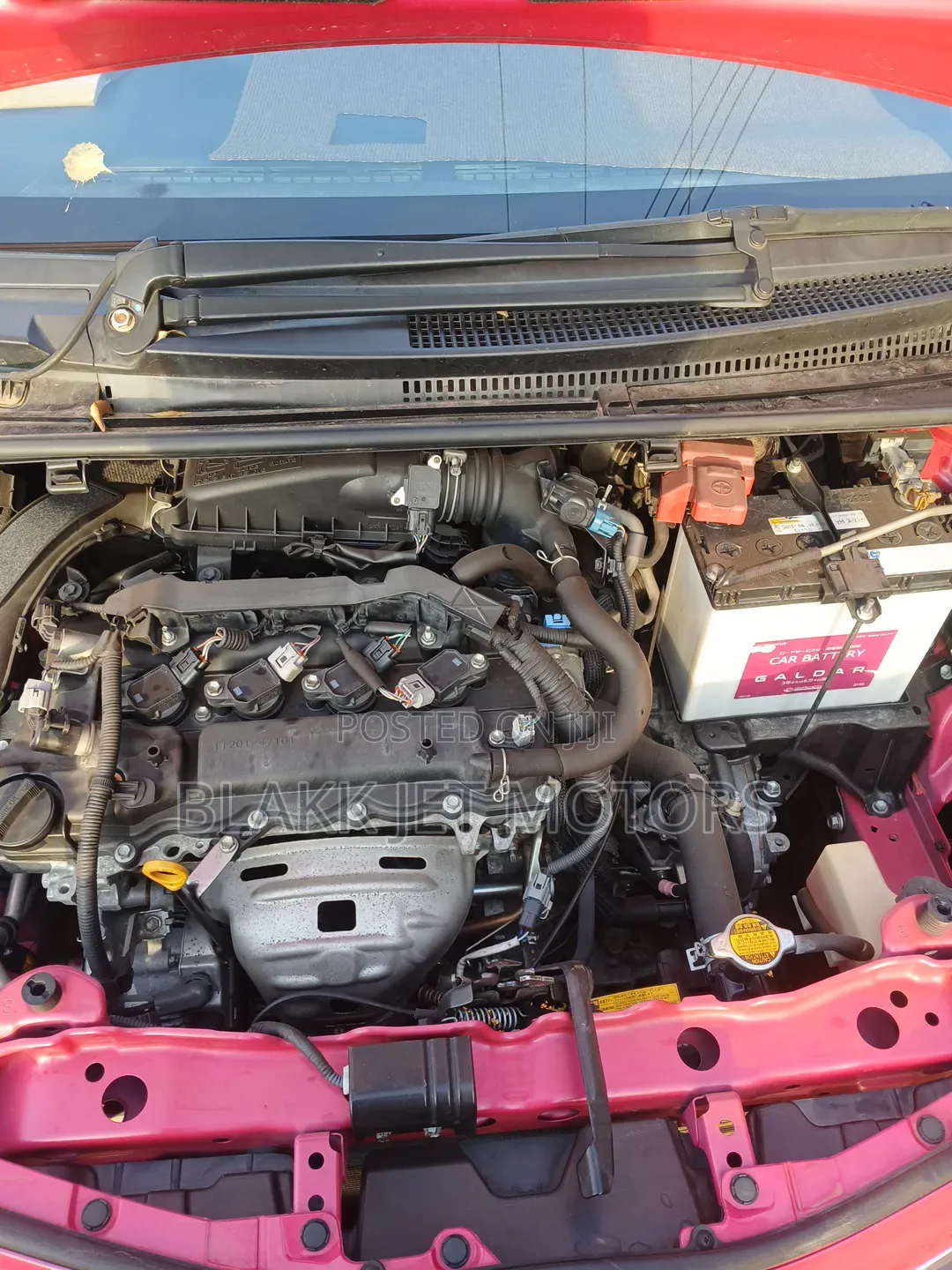 Toyota Vitz 1.3 FWD 5dr 2012 Pink