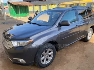 Toyota Highlander V6 2009 Gray