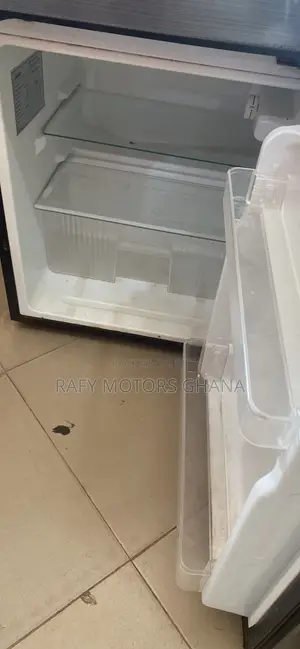 Midea Table Top Refrigerator