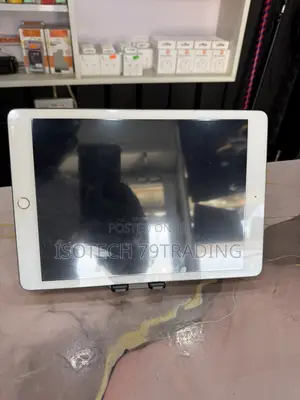 Apple iPad 9.7 64 GB Black