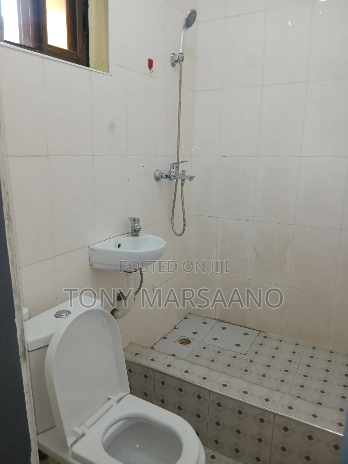 2bdrm Apartment in Westlegon, Medifem Area for rent