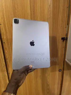 Apple iPad Pro 12.9 (2022) 128 GB Gray