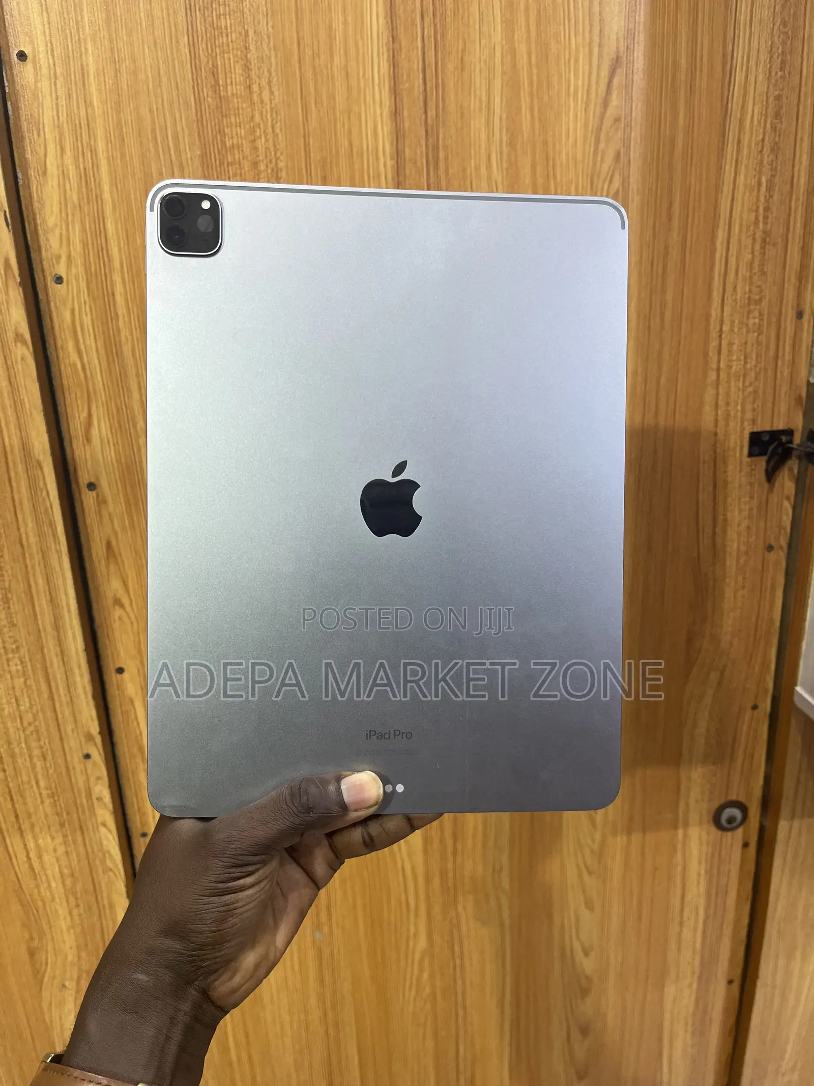 Apple iPad Pro 12.9 (2022) 128 GB Gray
