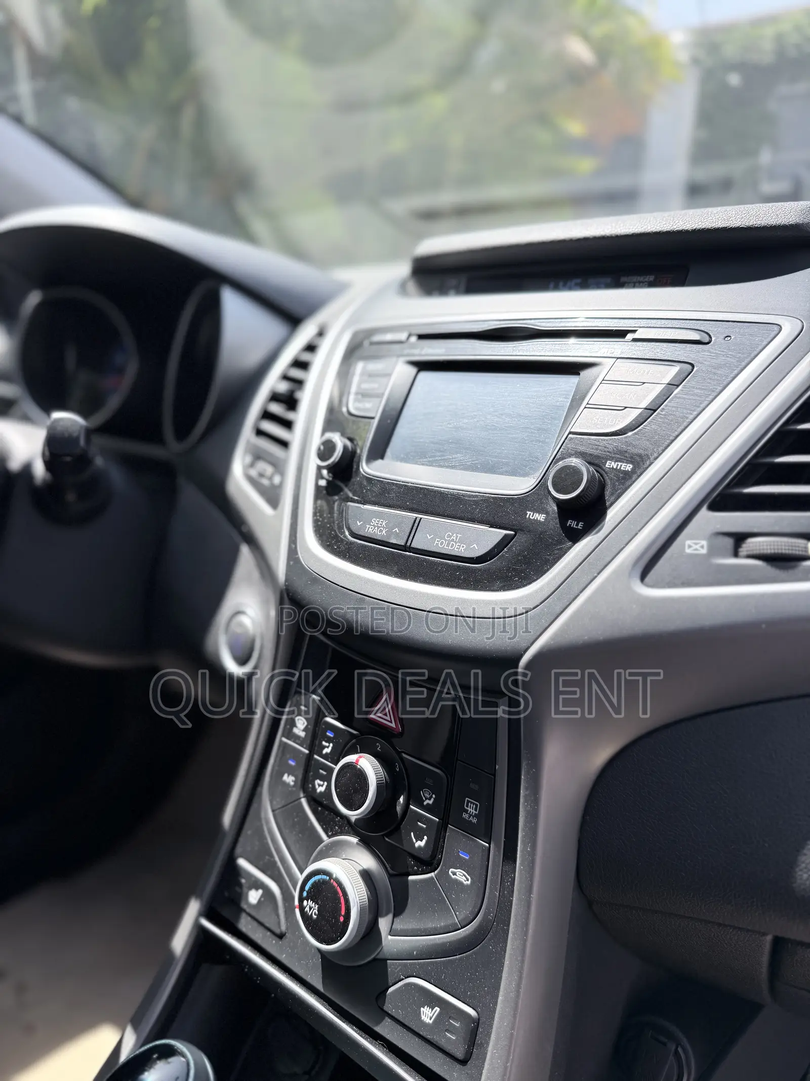 Hyundai Elantra Limited Sedan FWD (1.8L 4cyl 6A) 2016 Gray