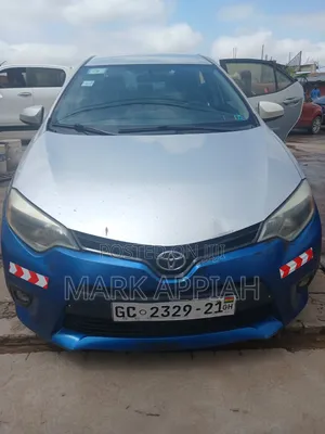 Toyota Corolla L 4dr Sedan (1.8L 4cyl 4A) 2015 Silver