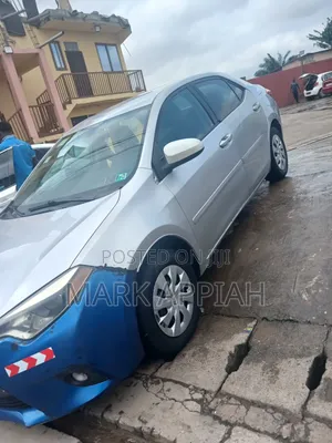 Toyota Corolla L 4dr Sedan (1.8L 4cyl 4A) 2015 Silver