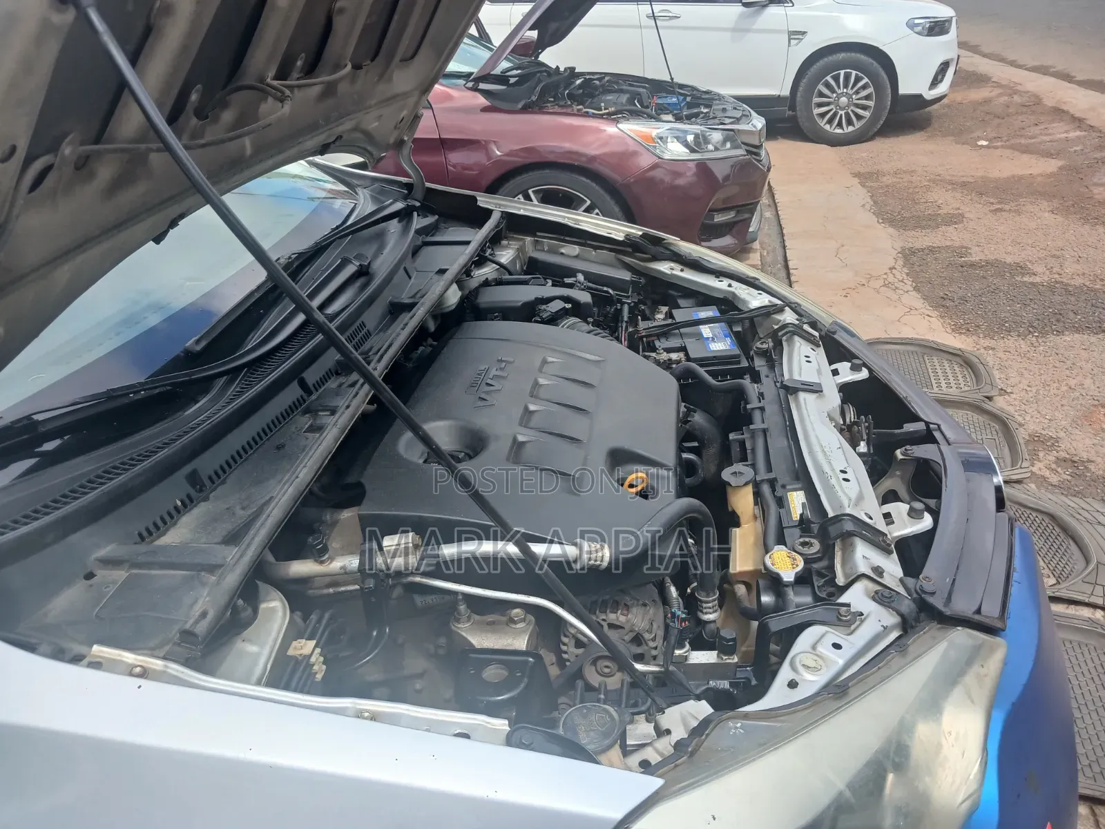 Toyota Corolla L 4dr Sedan (1.8L 4cyl 4A) 2015 Silver