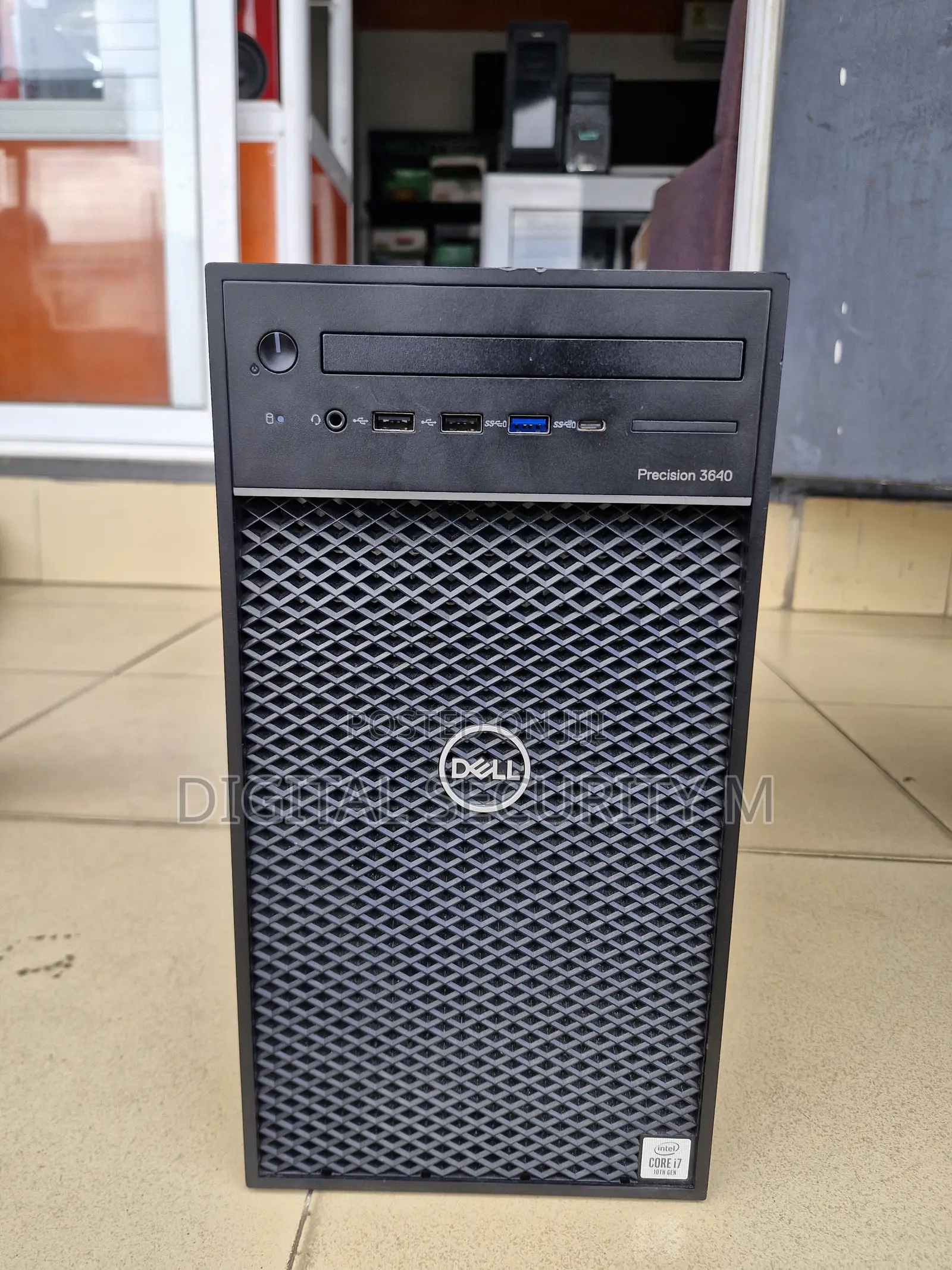 Desktop Computer Dell Precision 3000 16GB Intel Core i7 SSD 256GB