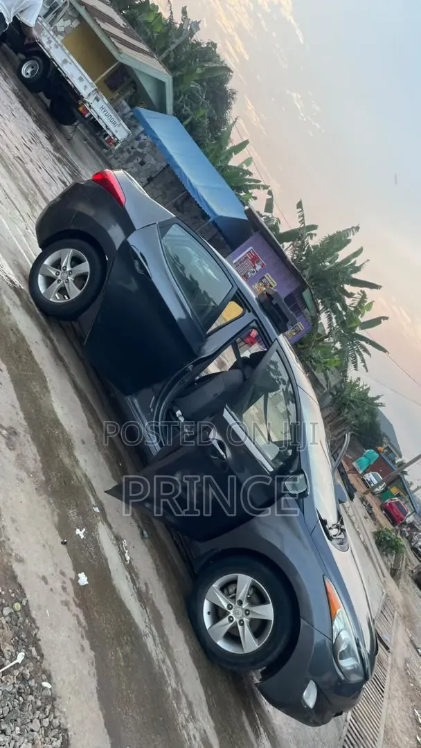 Hyundai Elantra 2012