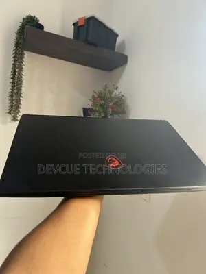 Laptop MSI GF75 Thin 16GB Intel Core i5 SSD 512GB