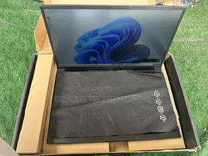 Laptop MSI GF75 Thin 16GB Intel Core i5 SSD 512GB