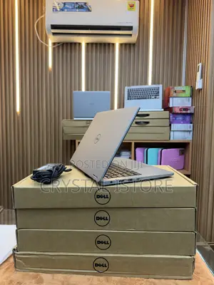 New Laptop Dell Latitude 3390 8GB Intel Core i5 SSD 256GB