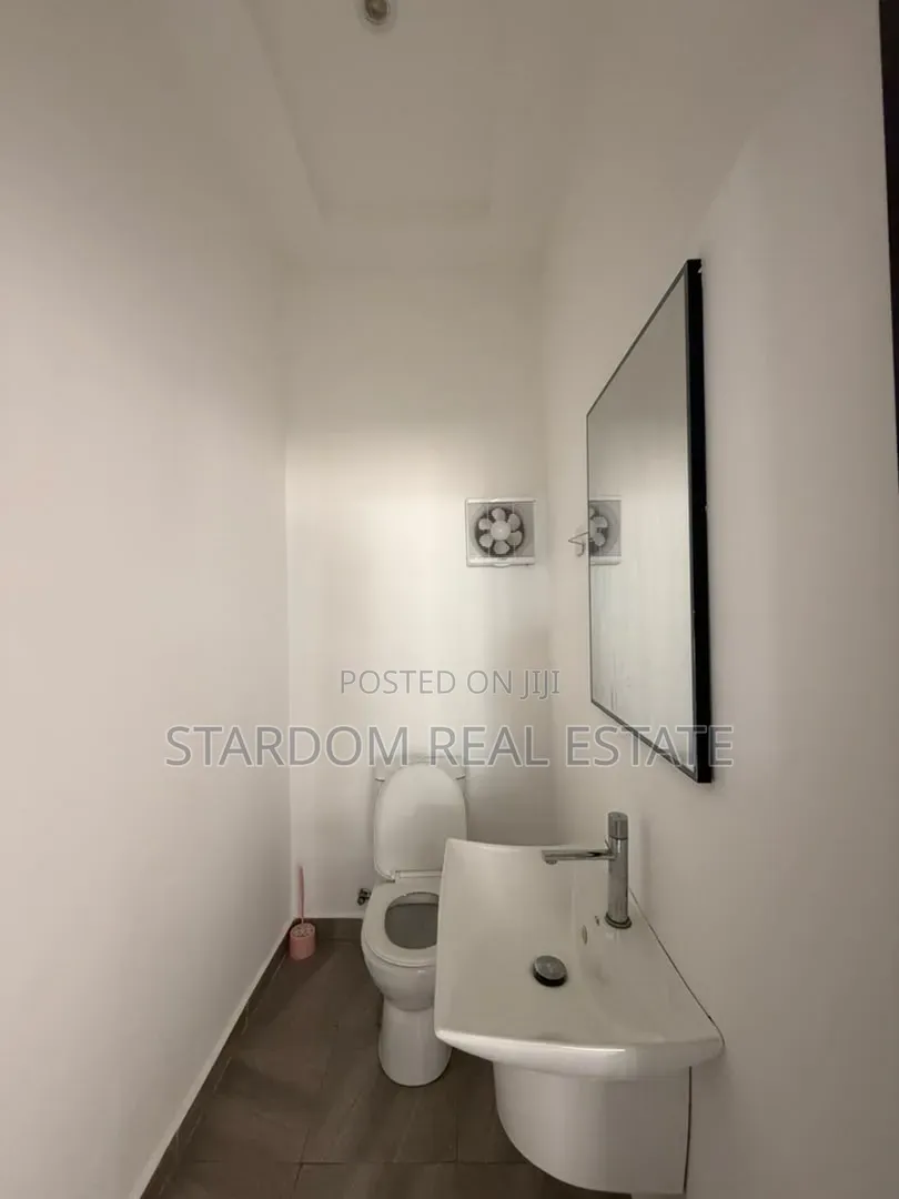 2bdrm Townhouse / Terrace in East Legon Hills, Boundary Road Area