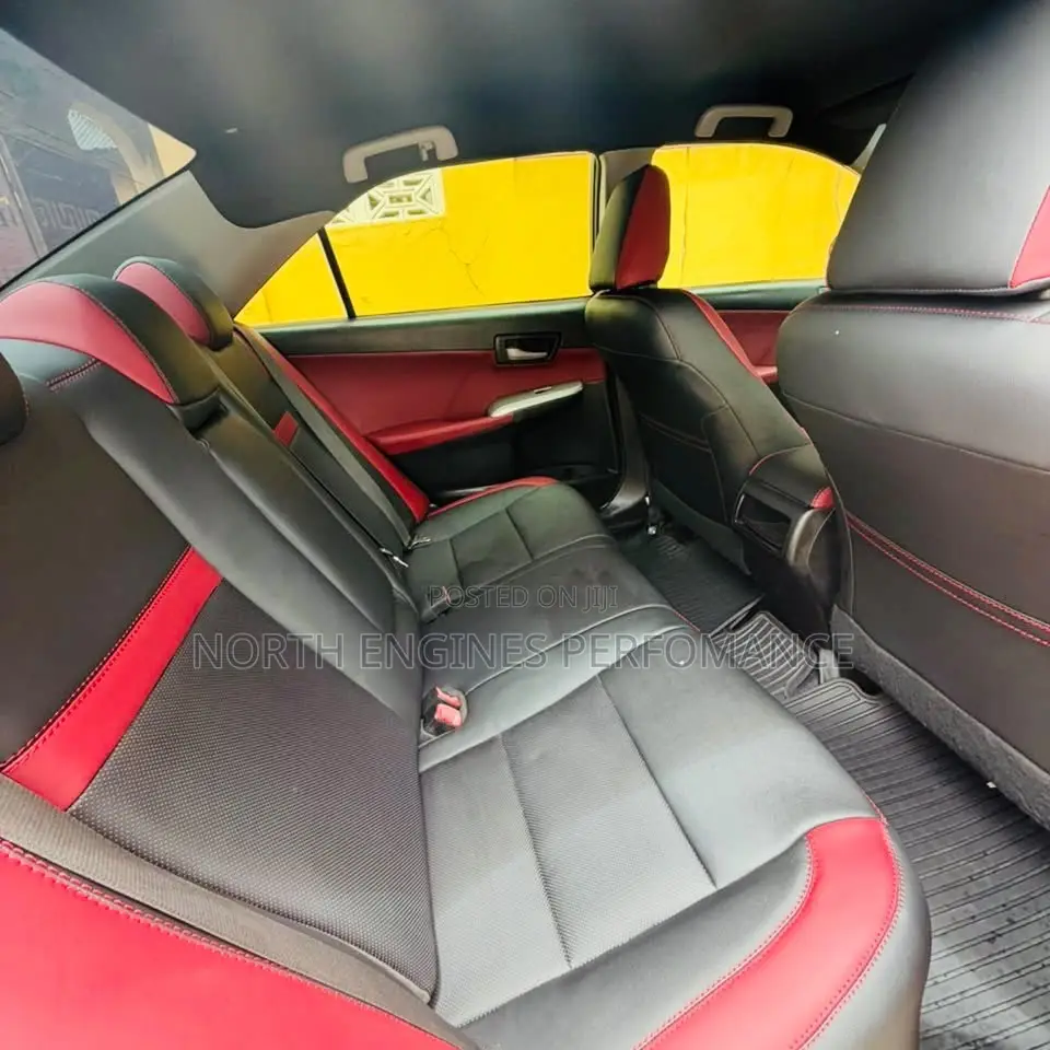 Toyota Camry SE 4dr Sedan (2.5L 4cyl 6A) 2014 Red