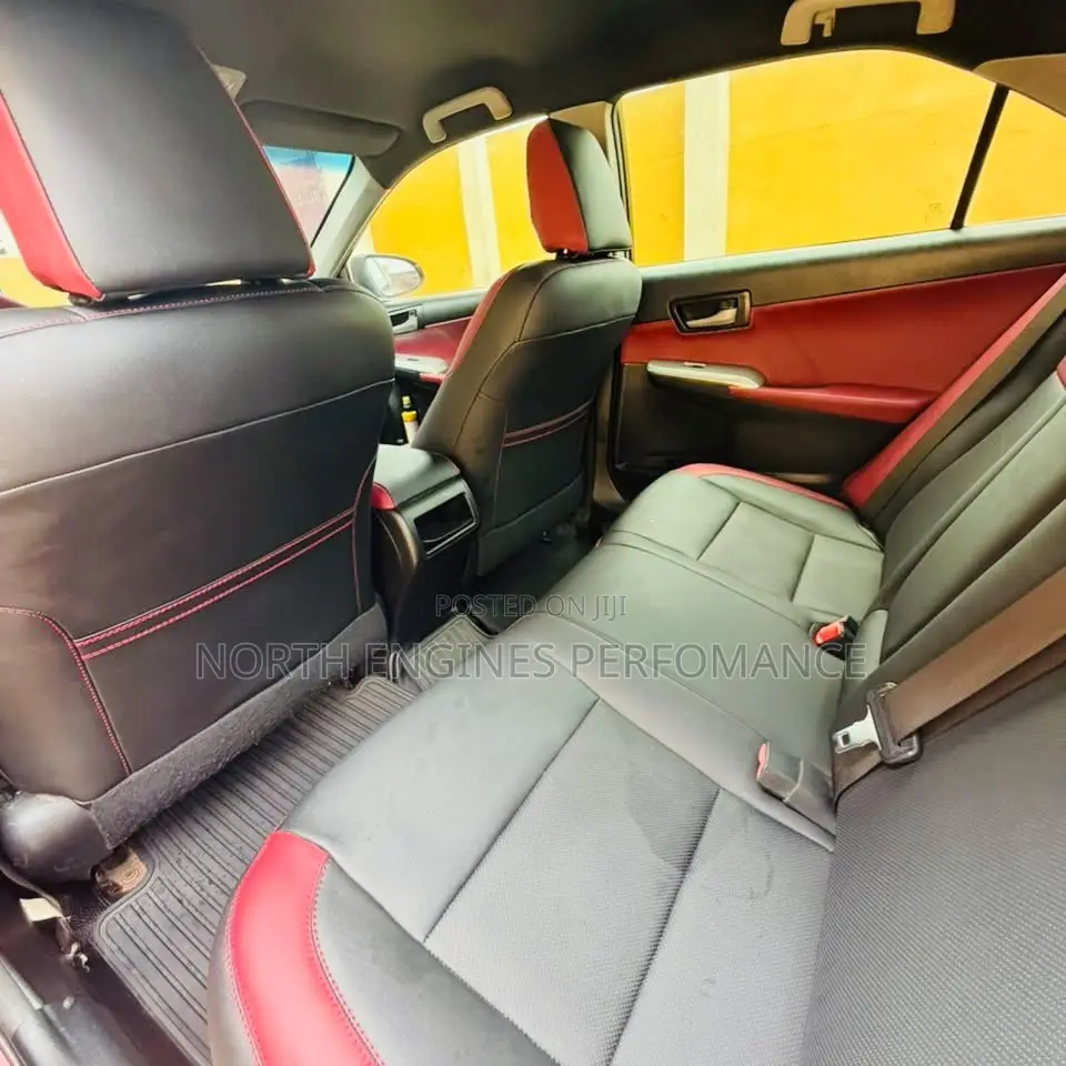 Toyota Camry SE 4dr Sedan (2.5L 4cyl 6A) 2014 Red