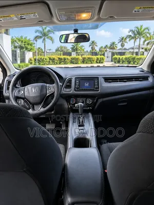 Honda HR-V 4dr SUV (1.5L 4cyl CVT) 2016 Purple
