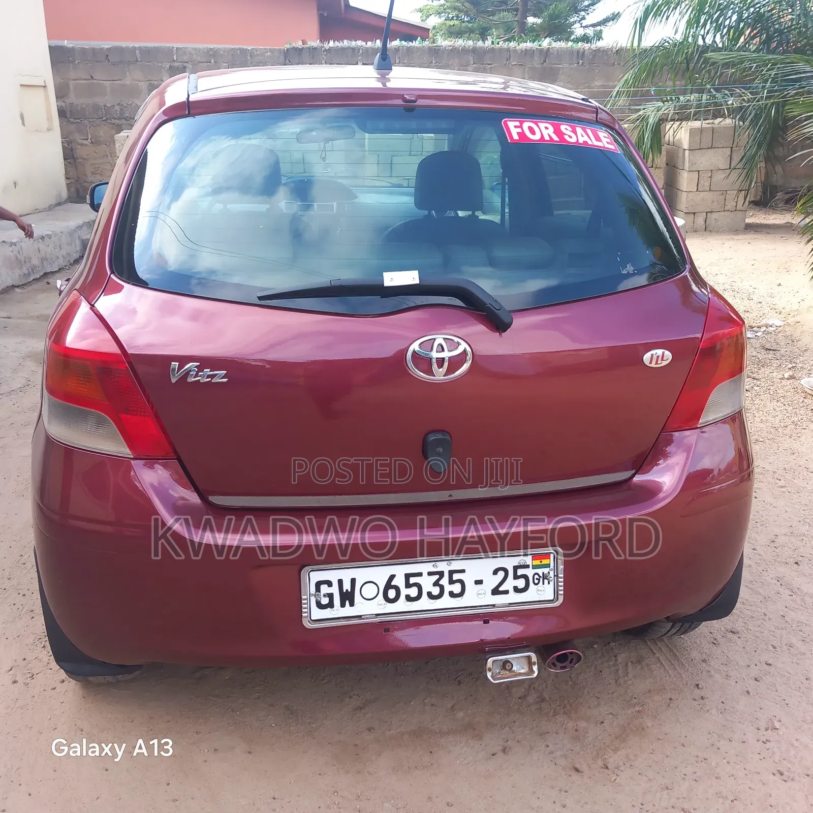 Toyota Vitz 1.3 FWD 3dr 2010 Red