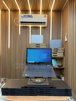 New Laptop Lenovo ThinkPad X1 Yoga 8GB Intel Core i5 SSD 256GB