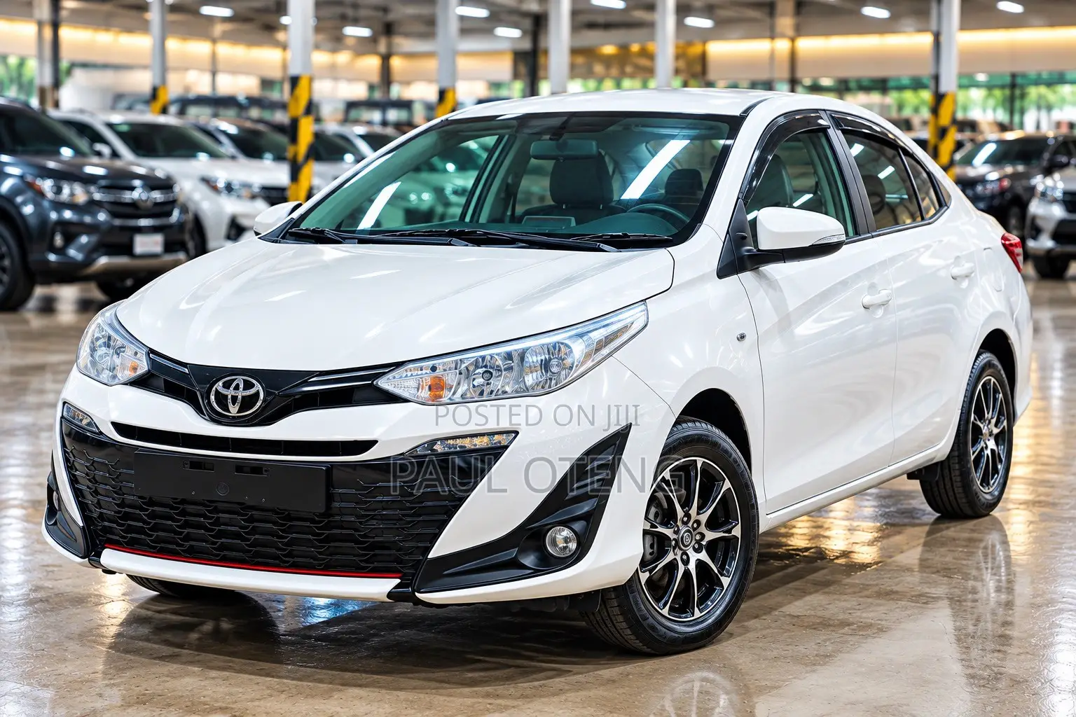 Toyota Yaris 1.5 Sedan XLE 2020 White