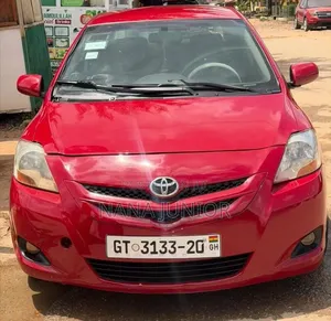 Toyota Yaris 2010 Red