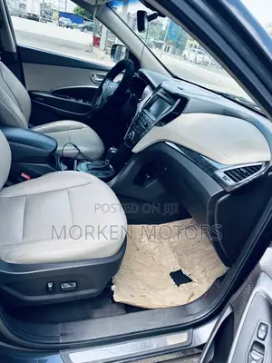 Hyundai Santa Fe Limited Ultimate AWD 2018 Silver