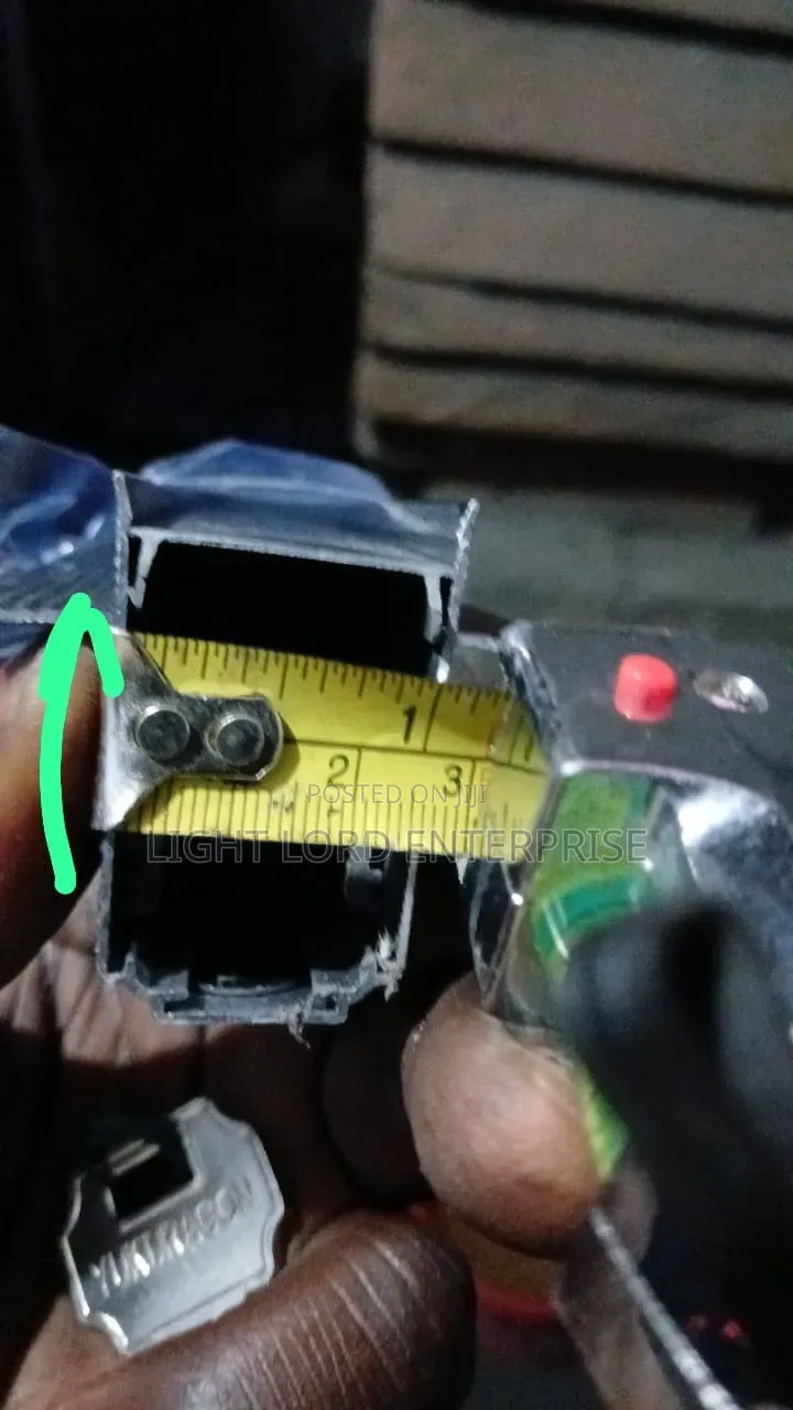 FXC: XPC 3meters Magnetic Track Rail