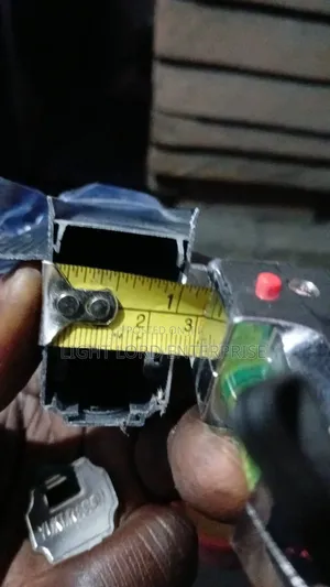 FXC: XPC 3meters Magnetic Track Rail