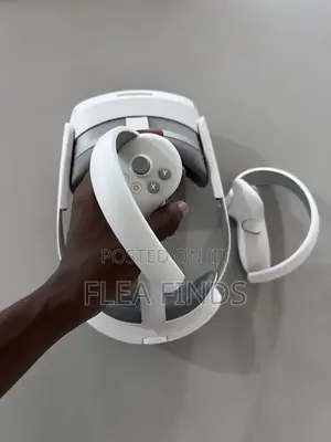 Pico 4 VR Headset