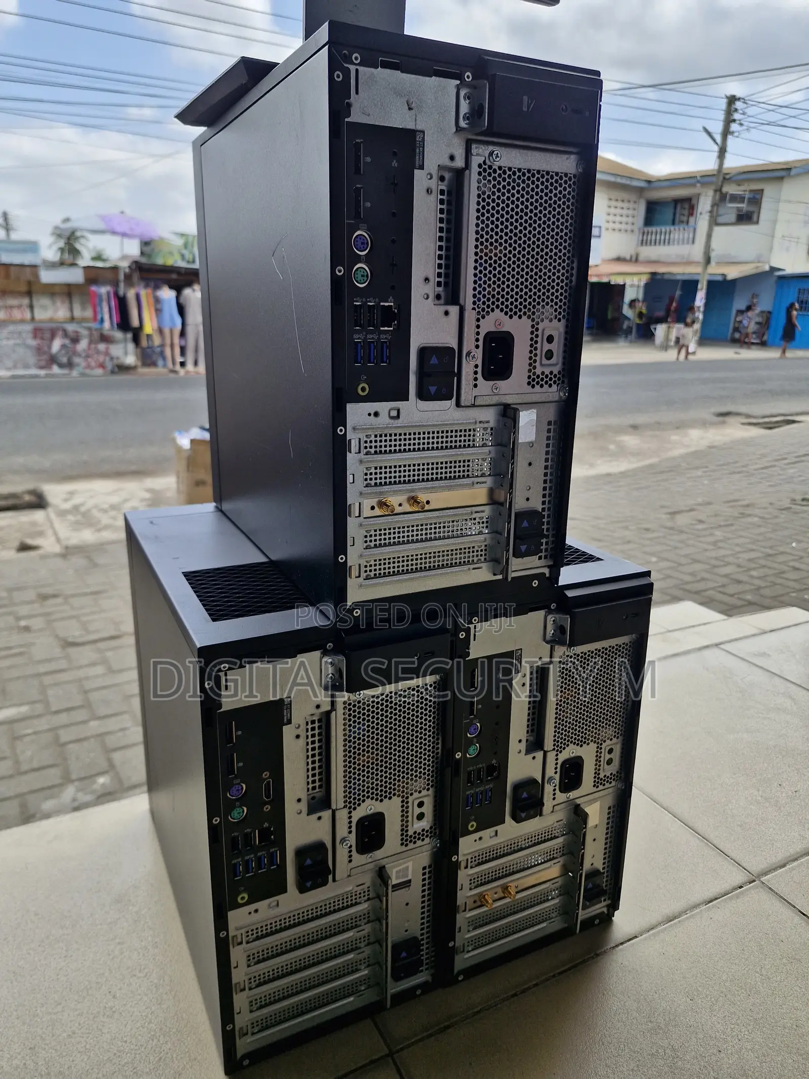 Desktop Computer Dell Precision 3000 16GB Intel Core i7 SSD 256GB