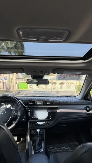 Toyota Corolla 2018 Black