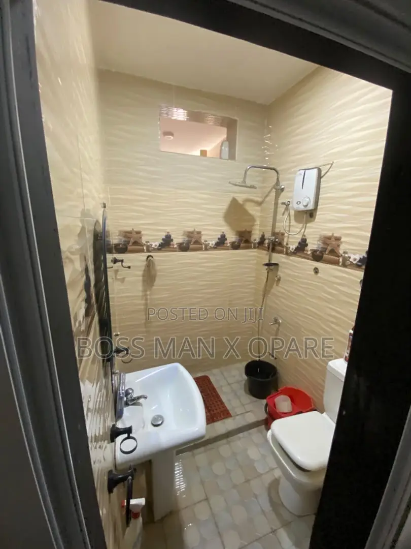 Furnished 1bdrm Apartment in Verba Apartment, Ablorh Adjei for rent