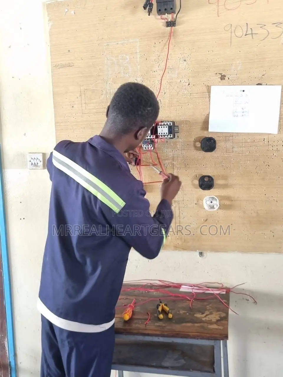 Electrician Home and Industry