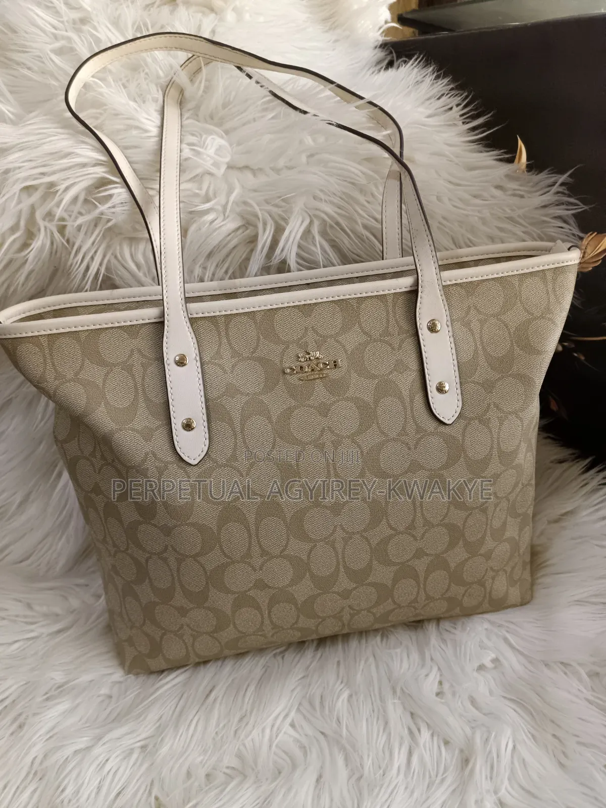 Coach Leather Bag With Zip