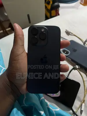 Apple iPhone 15 Pro 256 GB Blue