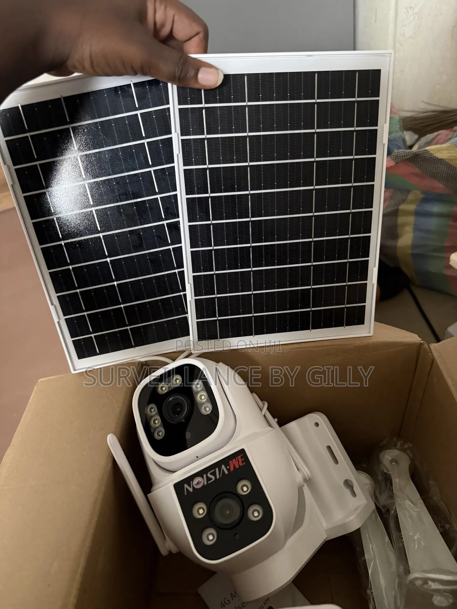 4G Dual Lens Camera With 2 Solar Panels , V380Pro