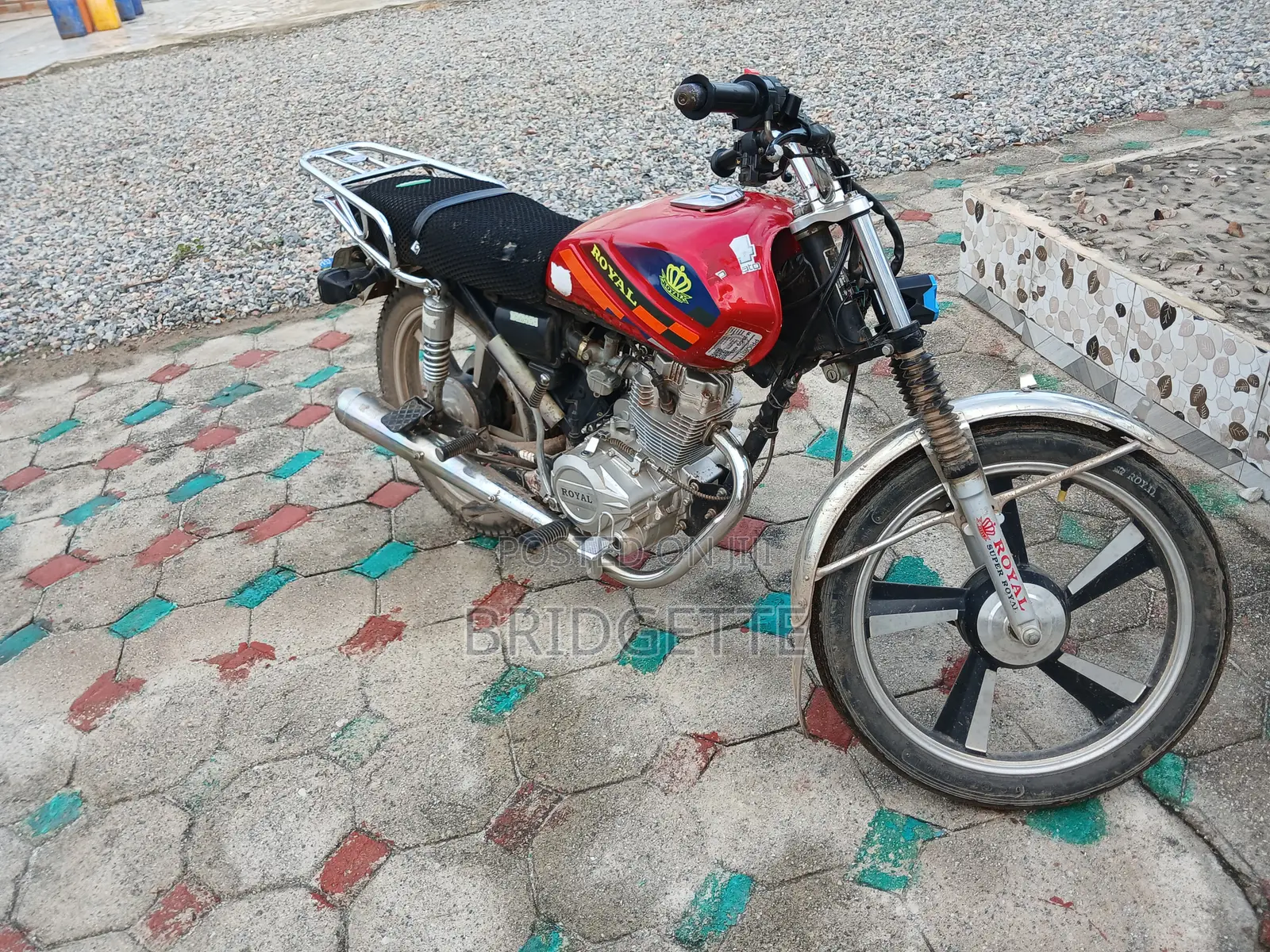 Royal Motorcycle 2025 Red
