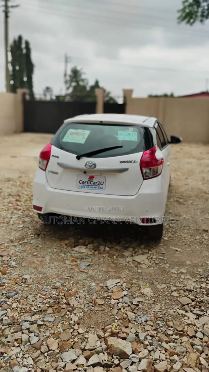 Toyota Yaris 2016 White