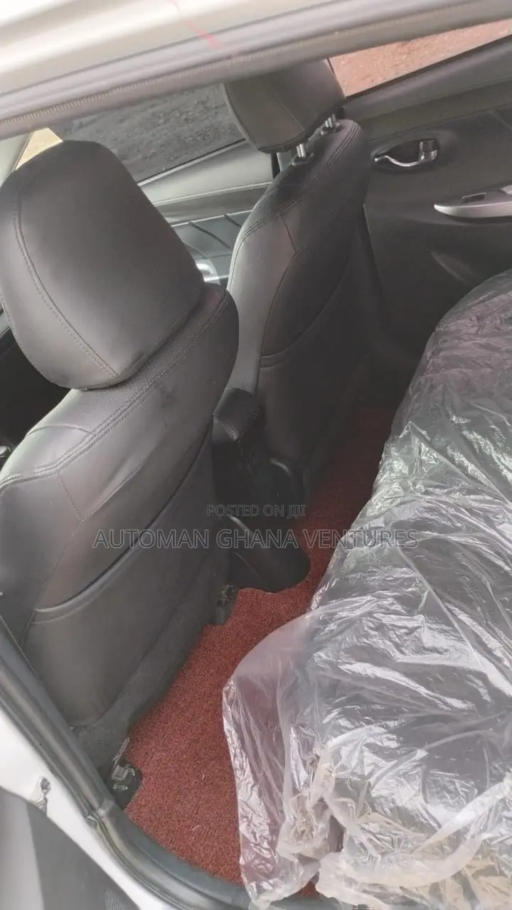 Toyota Yaris 2016 White
