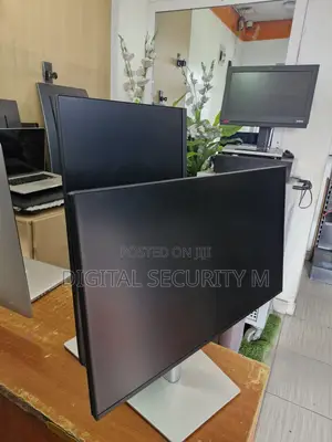 Dell Pro 24 Inch Plus Monitor P2425H - FHD IPS Display