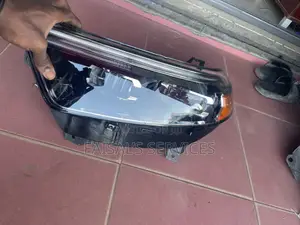 Ford Explorer 2020 to 22 Headlight