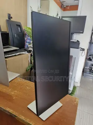 Dell Pro 24 Inch Plus Monitor P2425H - FHD IPS Display