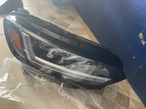 Honda HR-V 23 Headlight