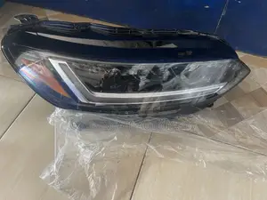 Honda HR-V 23 Headlight